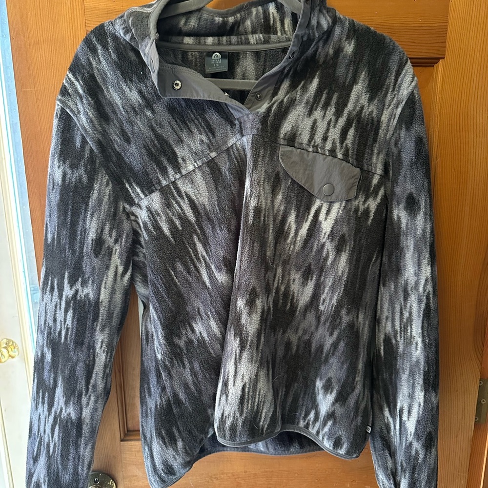 Stylish Black and Gray V-Neck Sweater